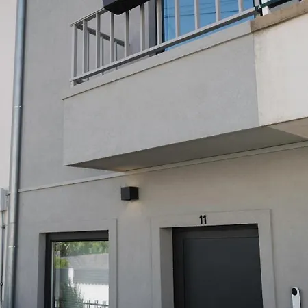 Aldoar House *